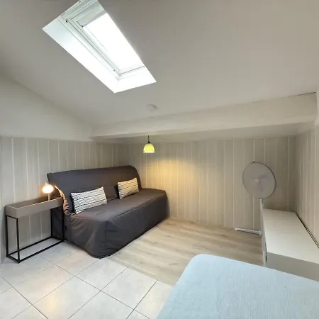 Petite Maison Avec Jardin & Piscine Partagee * Valras-Plage